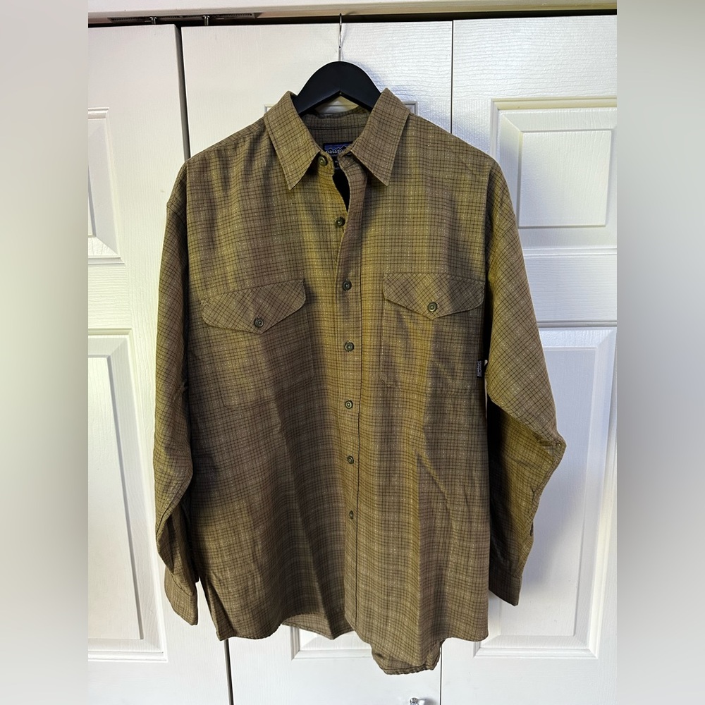 Patagonia Men’s Cotton Button Down Shirt